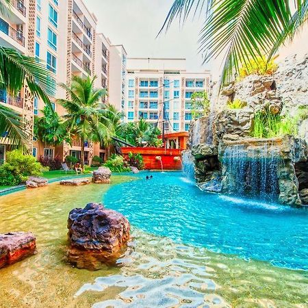 Atlantis Condo Resort Jomtien Екстер'єр фото