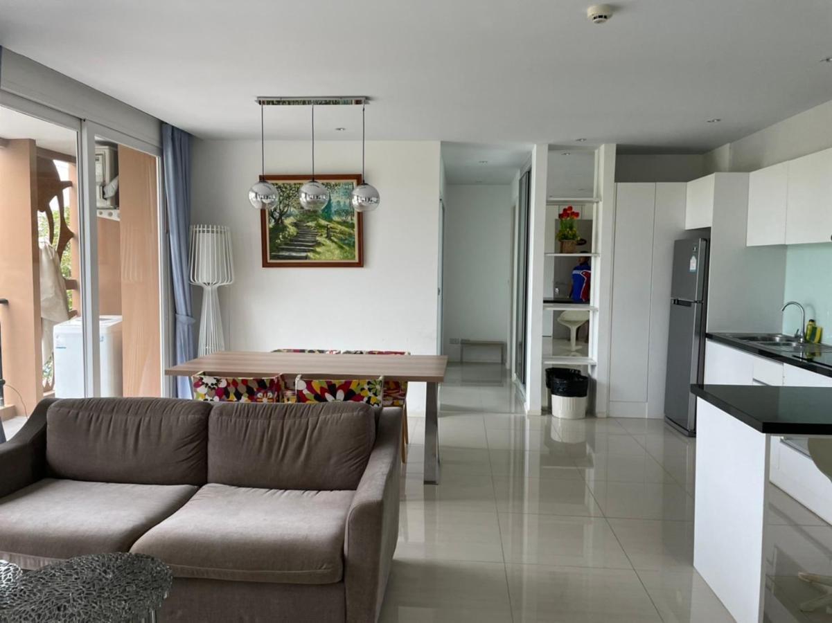 Atlantis Condo Resort Jomtien Екстер'єр фото