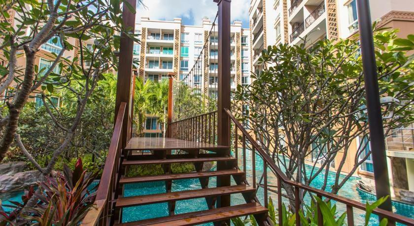 Atlantis Condo Resort Jomtien Екстер'єр фото