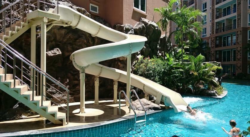 Atlantis Condo Resort Jomtien Екстер'єр фото