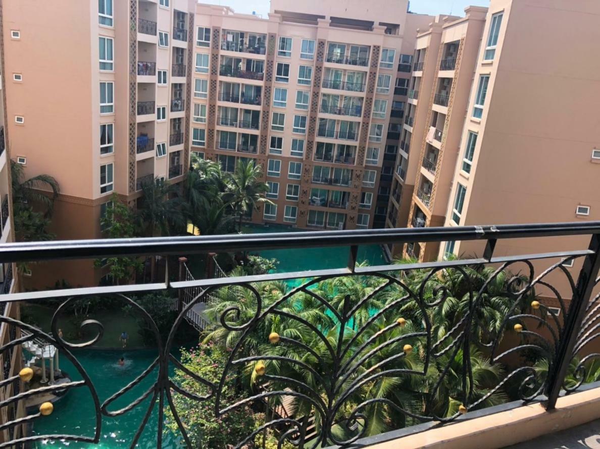 Atlantis Condo Resort Jomtien Екстер'єр фото